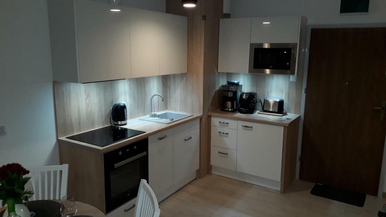 Apartament Oliwka Z Prywatnym Miejscem Postojowym Kołobrzeg Exterior foto